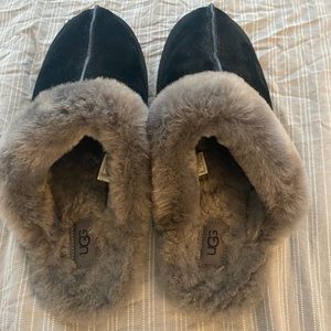 UGG Scuffette II Slippers